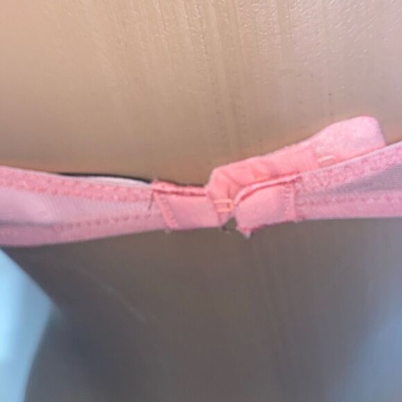 Victoria's Secret Women's Peach Floral Lace Lined Underwired Demi Bra Size 34B - Picture 4 of 8